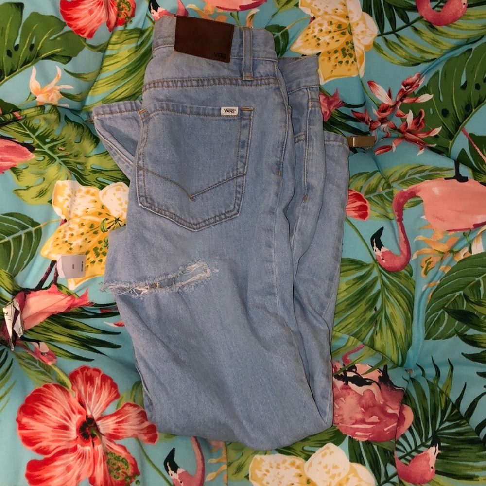 Vans Boyfriend Jeans🤍